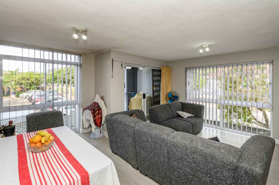 2 Bedroom Property for Sale in Humewood Eastern Cape